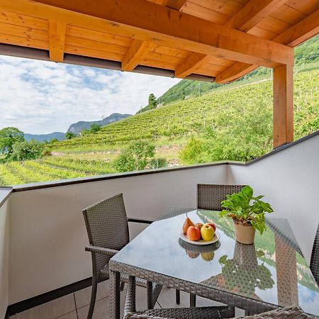 Apartamento Finkenhof: Ferienwohungen - Urlaub Auf Dem Bauernhof Termeno Exterior foto